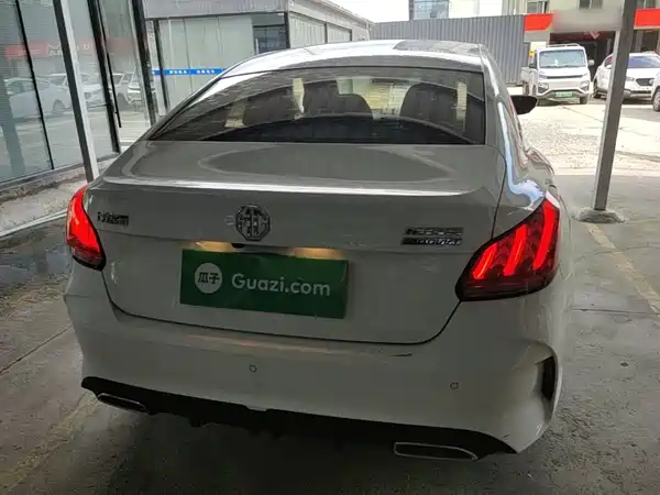 MG MG5 2022