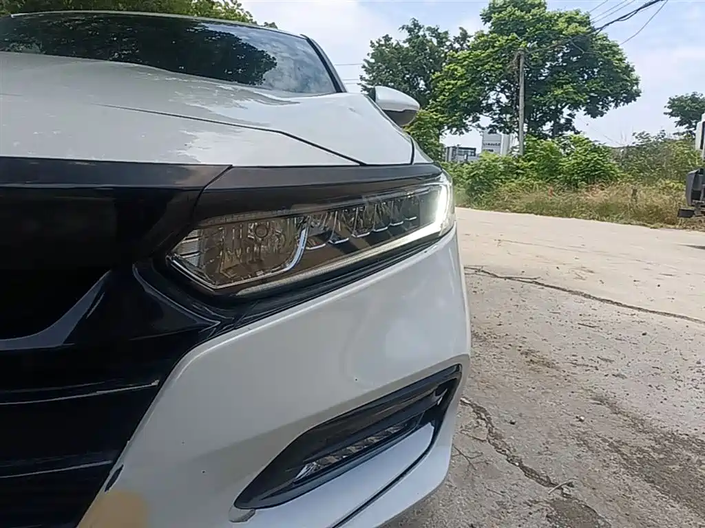 Honda Accord 2020 — фото 24