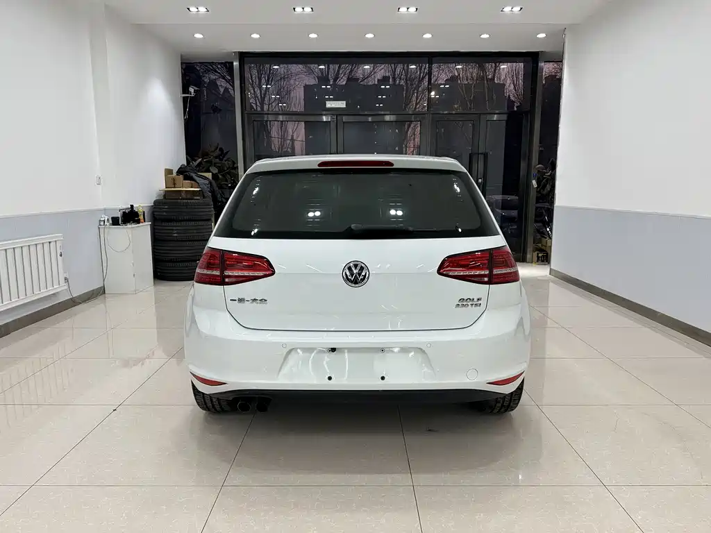 Volkswagen Golf 2016