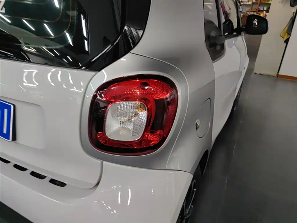 smart Fortwo 2016 — фото 8