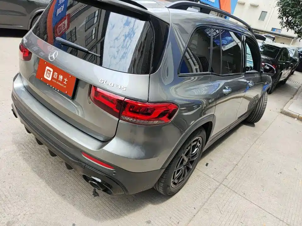 Mercedes-Benz GLB AMG 2023 — фото 3