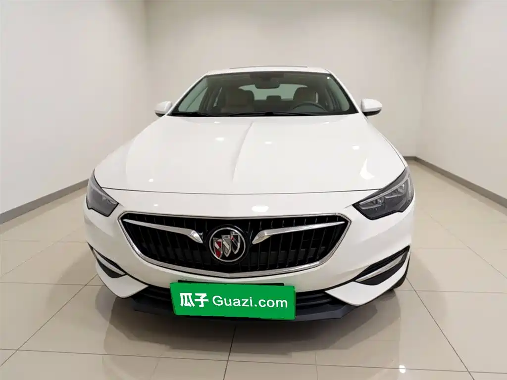 Buick Regal 2017 — фото 24