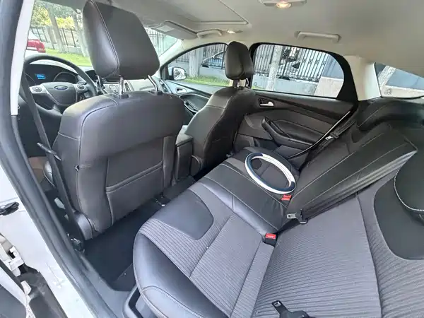 Ford Focus 2013