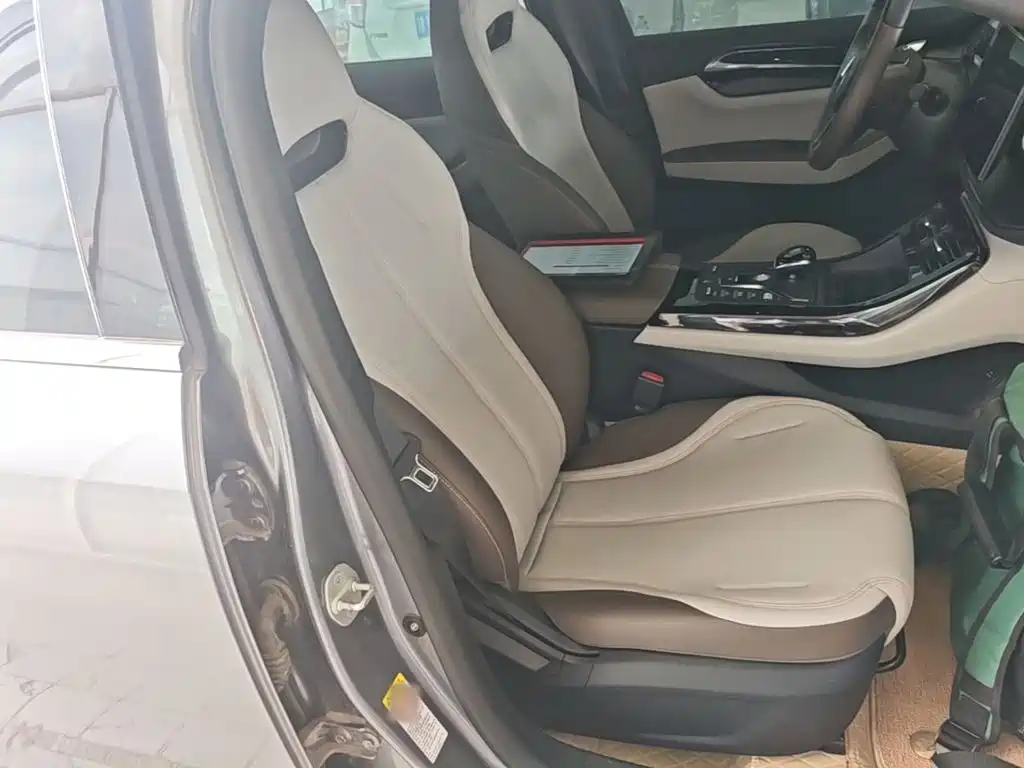 BYD Qin PLUS 2023 — фото 25