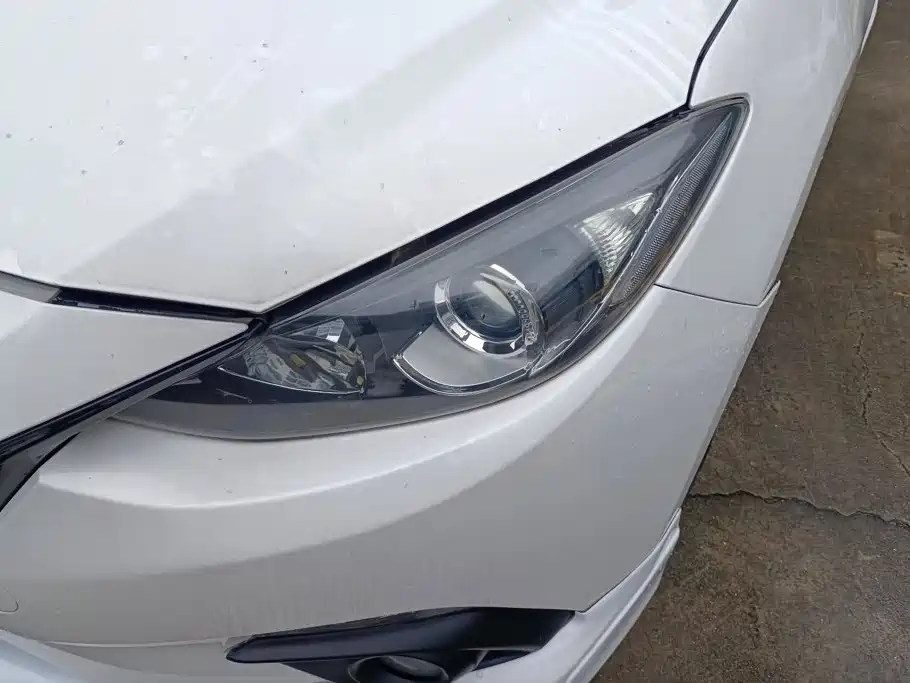 Mazda 3 Angkesela 2016