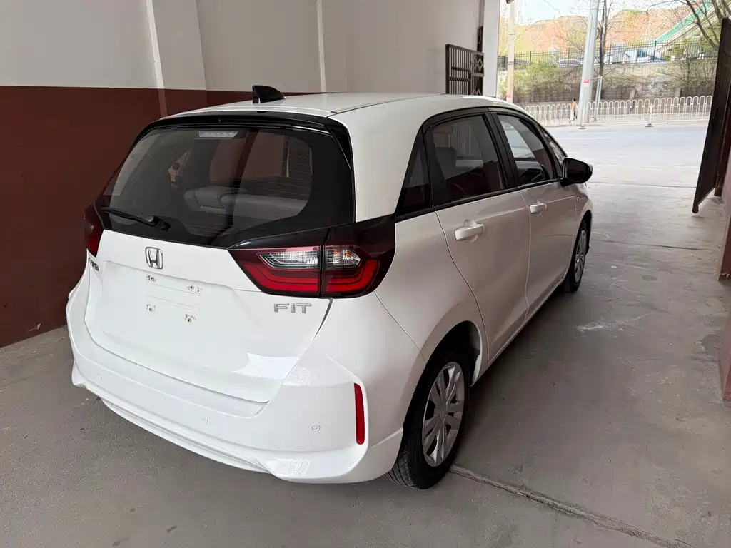 Honda Fit 2023 — фото 6
