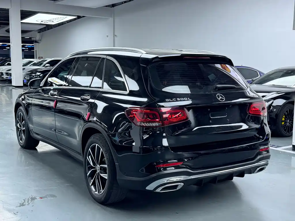 Mercedes-Benz GLC 2022 — фото 20