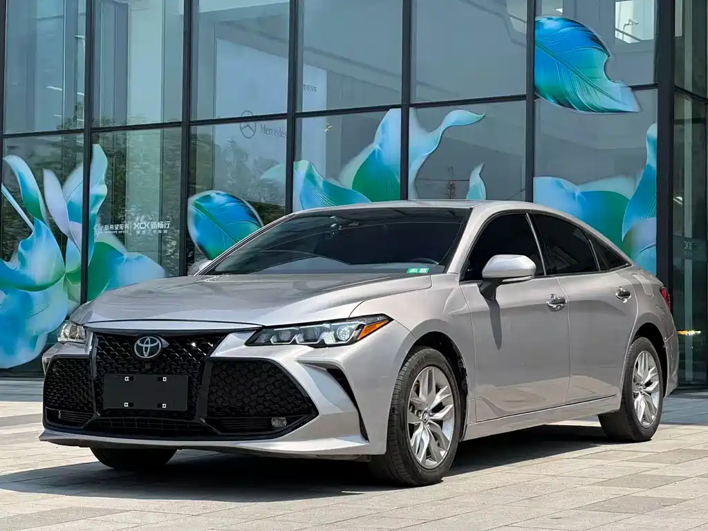 Toyota Avalon 2021 — фото 1