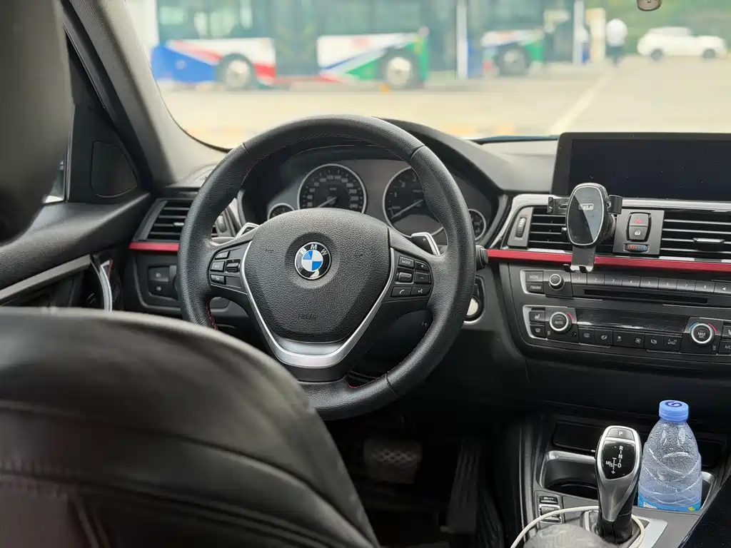 BMW 3 Series 2014 — фото 12