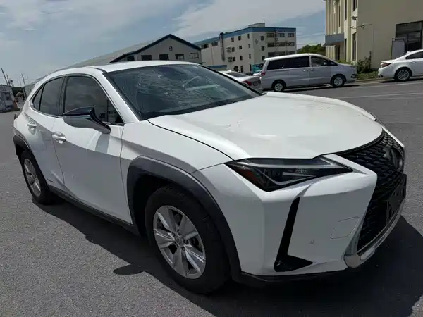 Lexus UX 2020