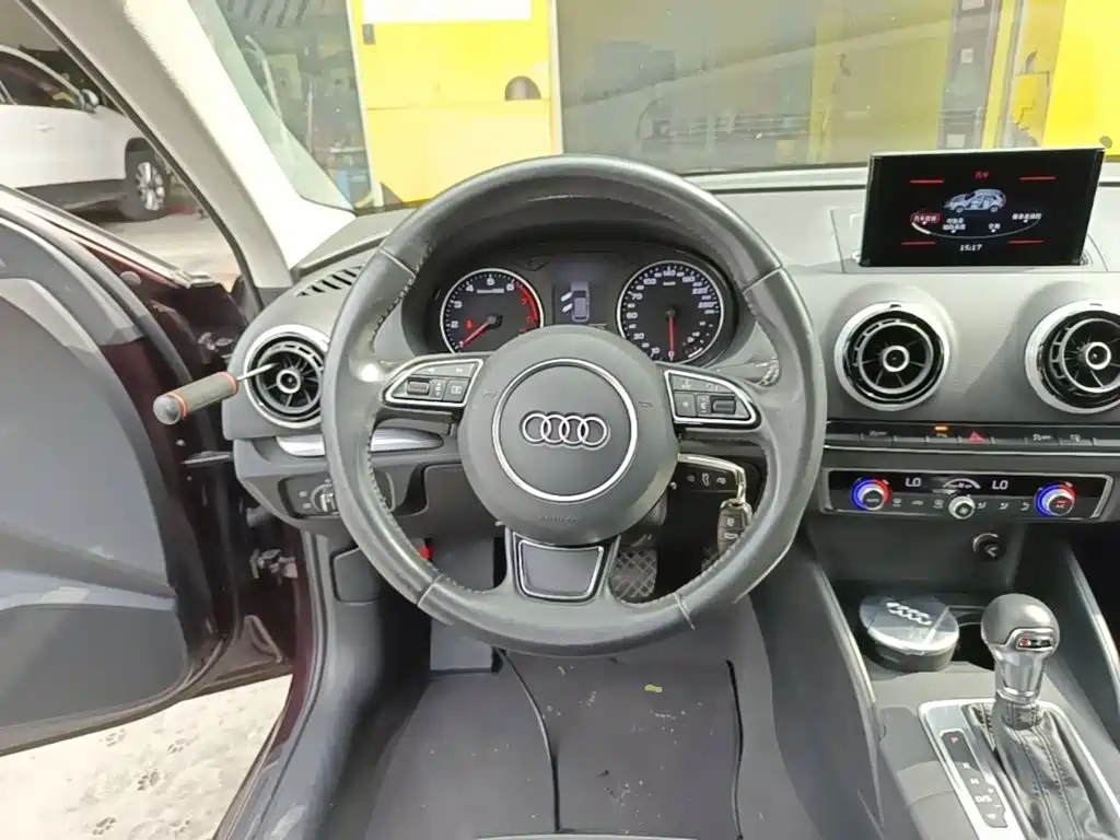 Audi A3 2016 — фото 11