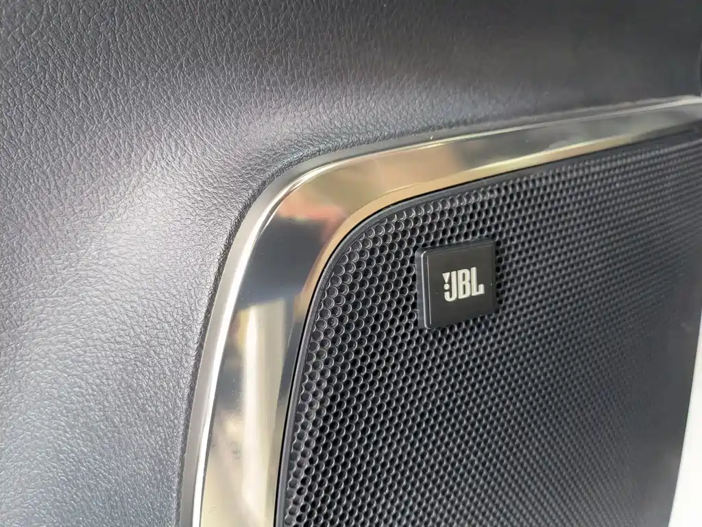 Toyota Alphard 2021 — фото 7