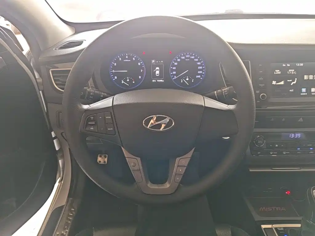 Hyundai Mistra 2016 — фото 11