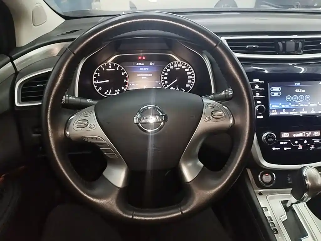 Nissan Murano 2018 — фото 11