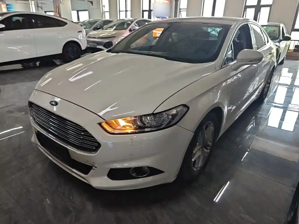 Ford Mondeo 2014 — фото 2