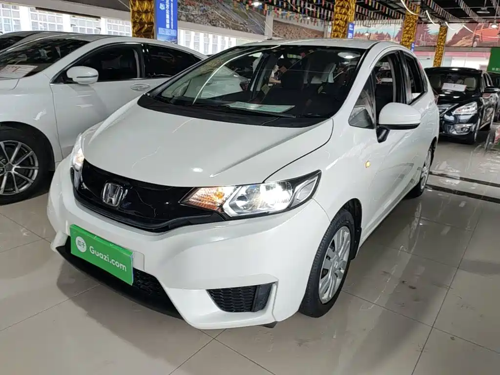 Honda Fit 2017 — фото 2