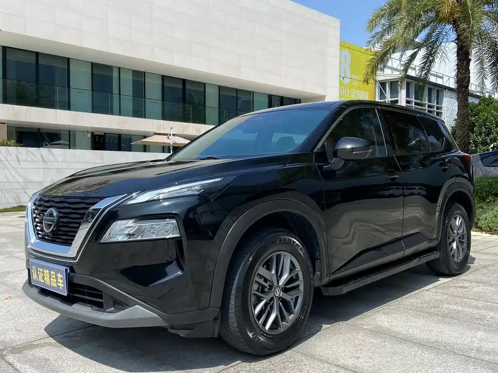 Nissan X-Trail 2022 — фото 1