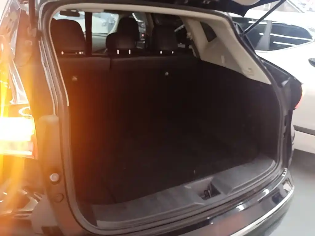 Nissan Murano 2018 — фото 19