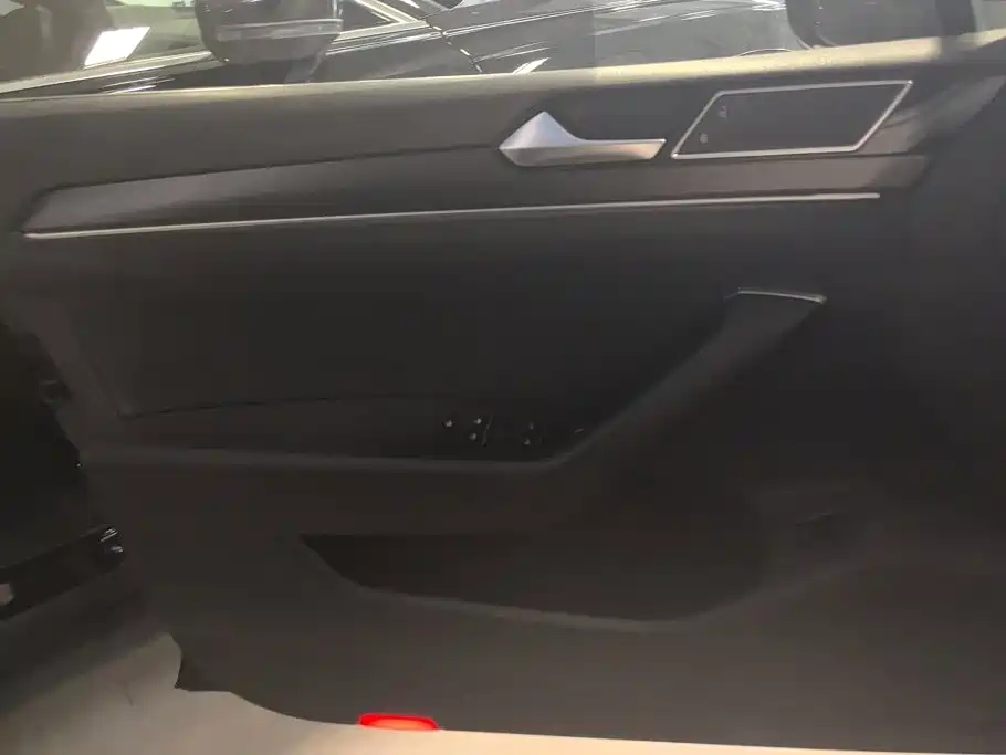 Volkswagen Magotan 2021