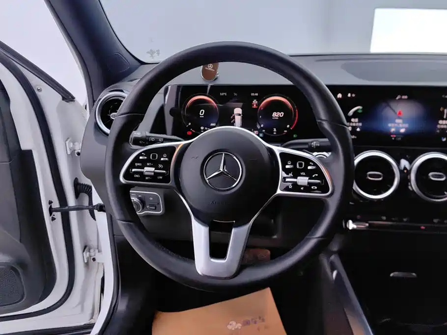 Mercedes-Benz GLB 2023 — фото 15