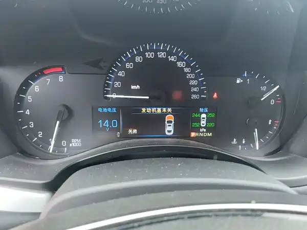 Cadillac ATS-L 2014