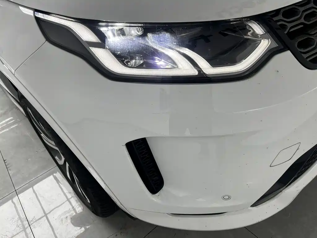 Land Rover Discovery Sport 2023 — фото 6