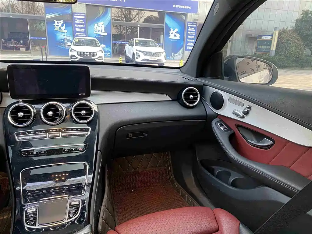 Mercedes-Benz GLC Coupe 2020 — фото 12