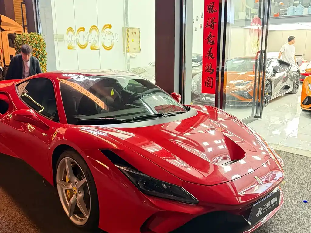 Ferrari F8 2022 — фото 15