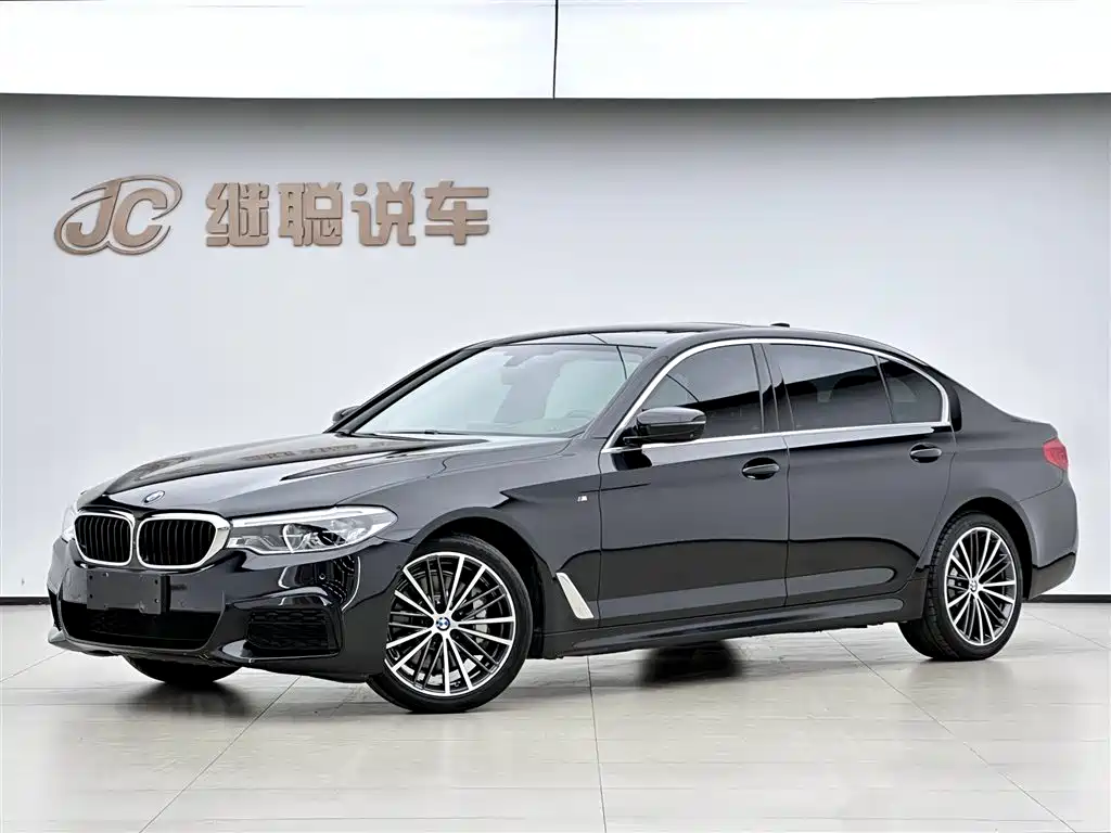 BMW 5 Series 2020 — фото 1