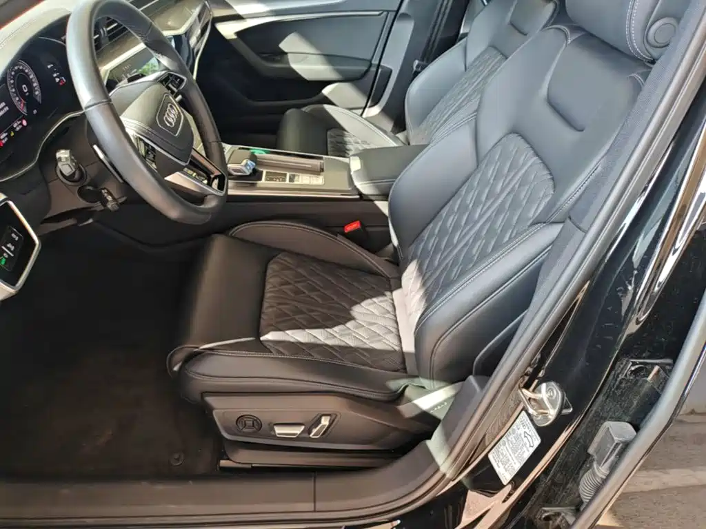 Audi A6L 2025 — фото 22