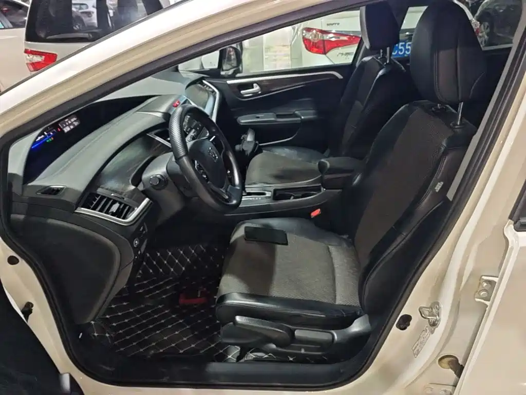Honda Jade 2019 — фото 15