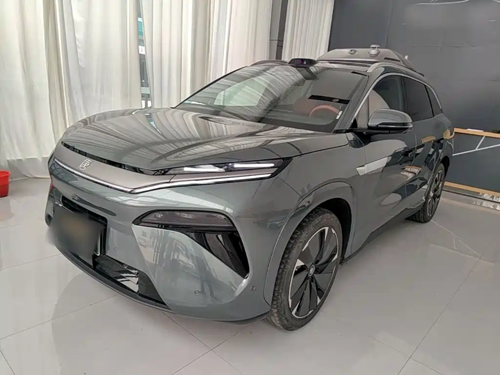 BYD Tang L 2025