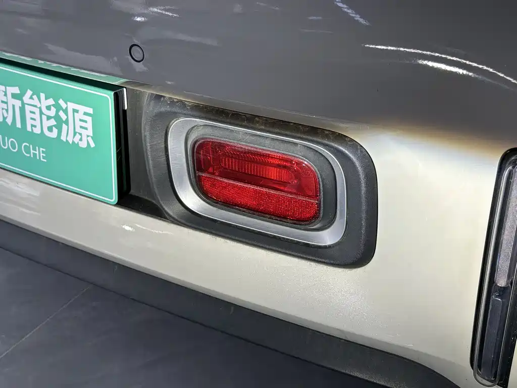 Baojun KiWi EV 2022 — фото 13