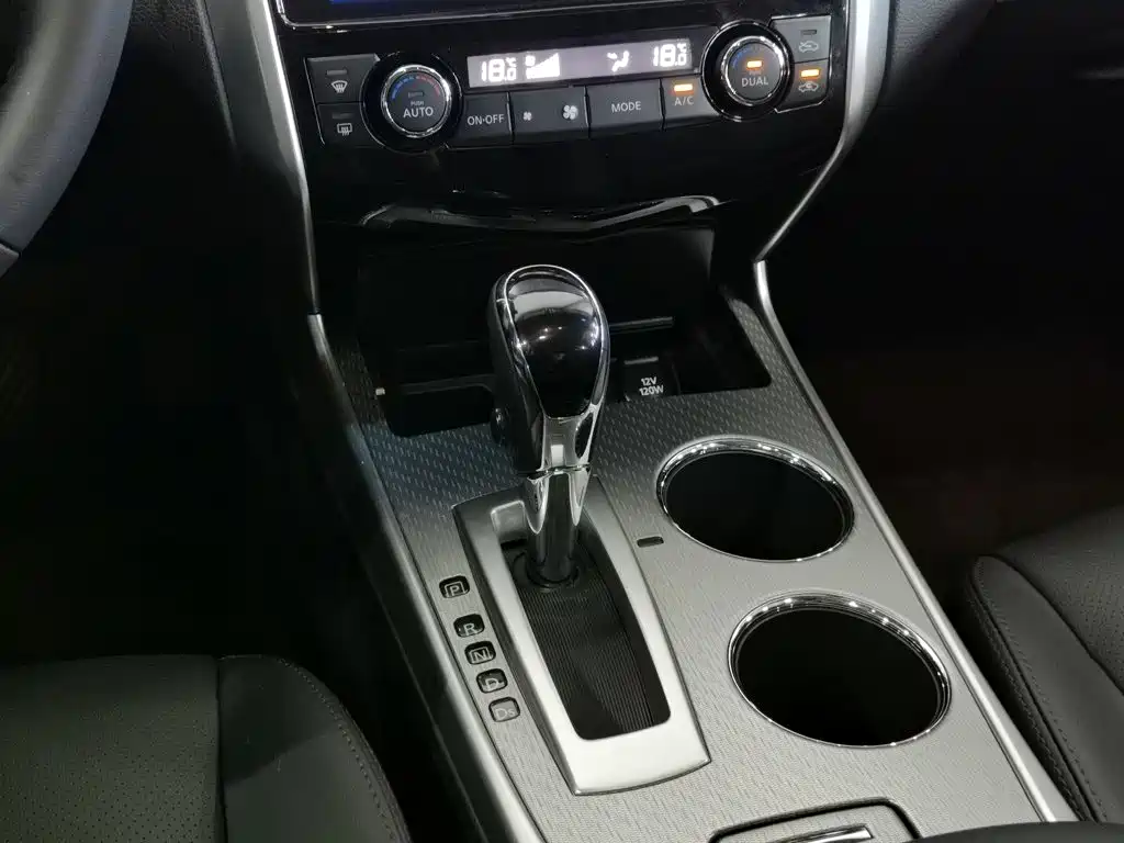 Nissan Teana 2018 — фото 13