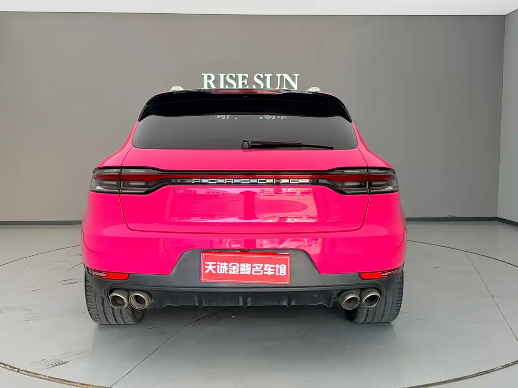 Porsche Macan 2020 — фото 15