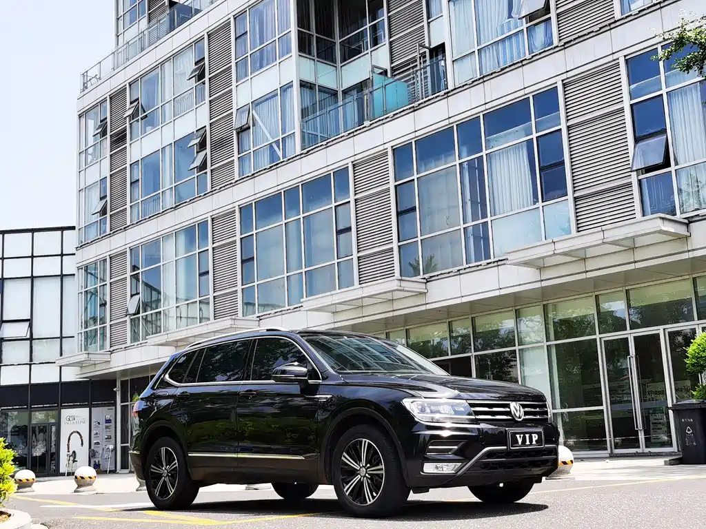 Volkswagen Tiguan L 2019 — фото 3