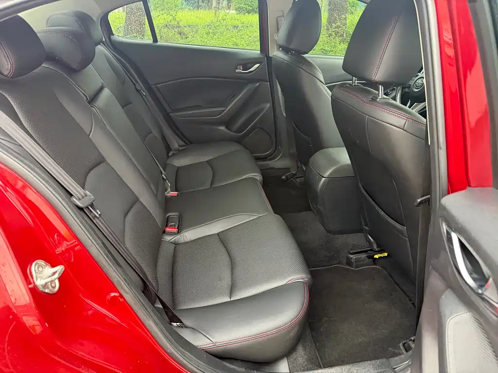 Mazda 3 Angkesela 2015 — фото 10