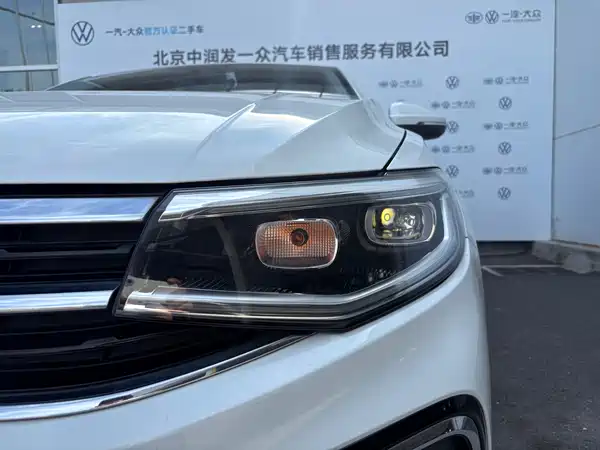 Volkswagen Bora 2023