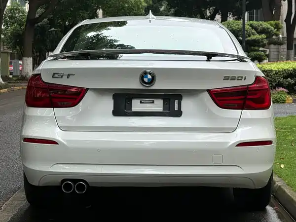 BMW 3 Series GT 2017