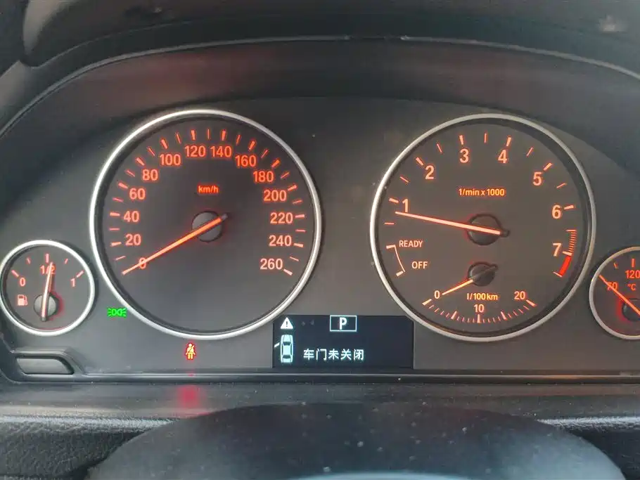 BMW 3 Series 2014 — фото 14