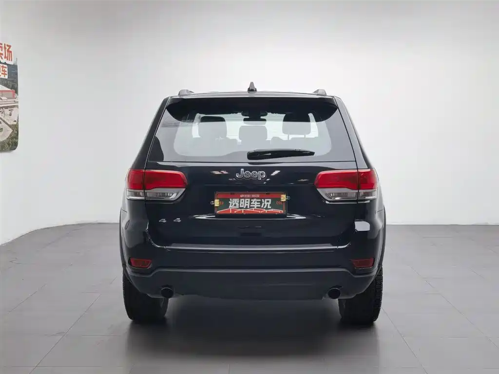 Jeep Grand Cherokee 2017 — фото 4