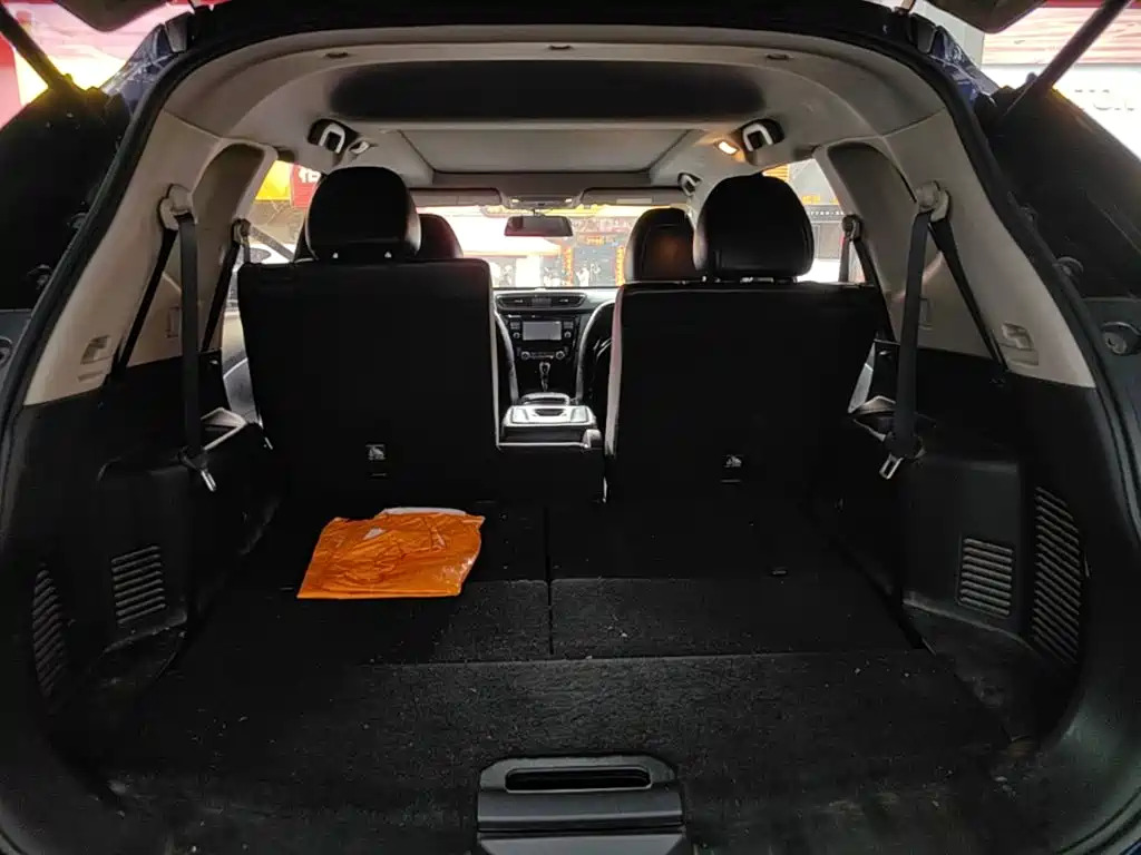 Nissan X-Trail 2017 — фото 12
