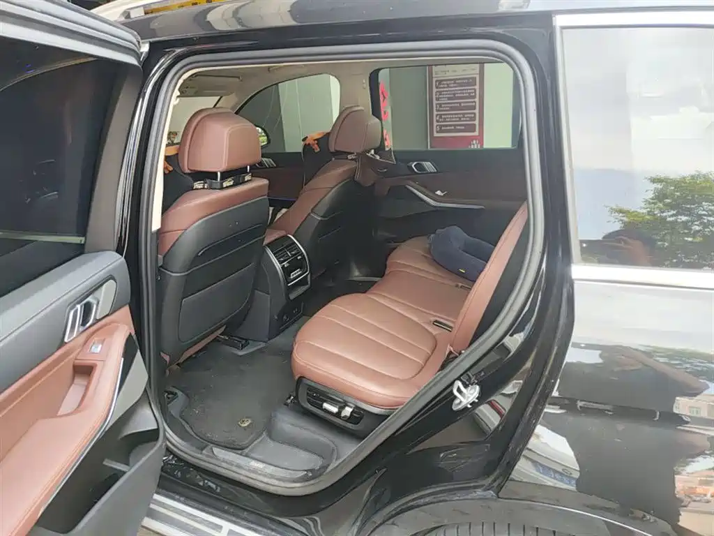 BMW X7 2022