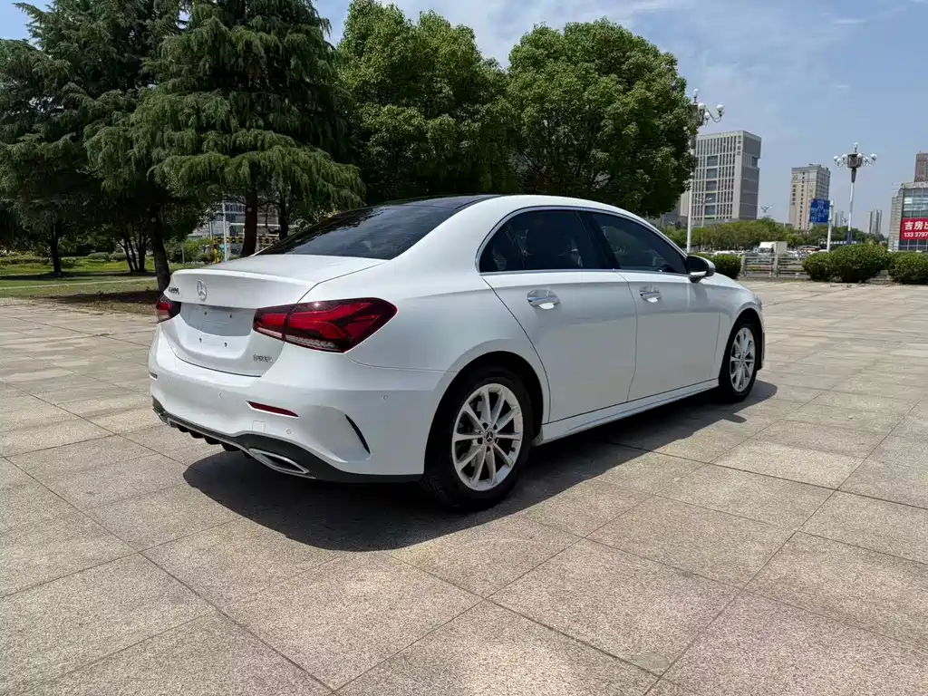 Mercedes-Benz A-Class 2020 — фото 7