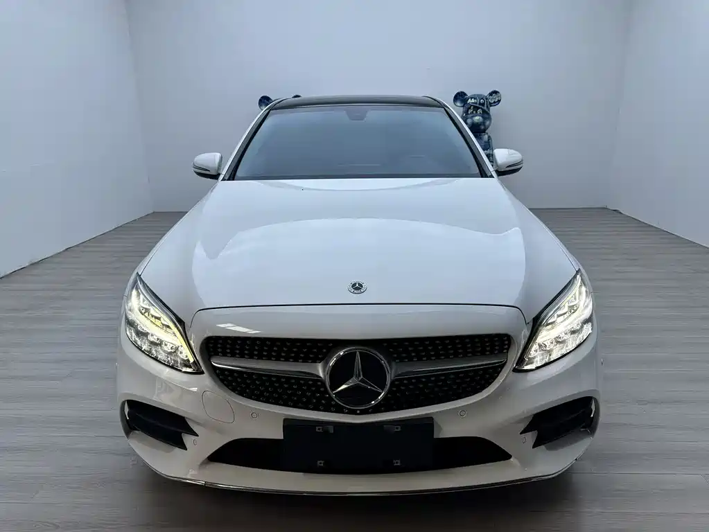 Mercedes-Benz C-Class 2022
