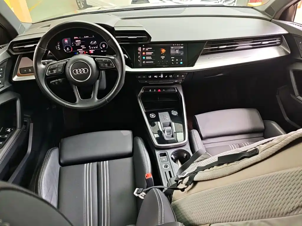 Audi A3 2022 — фото 10