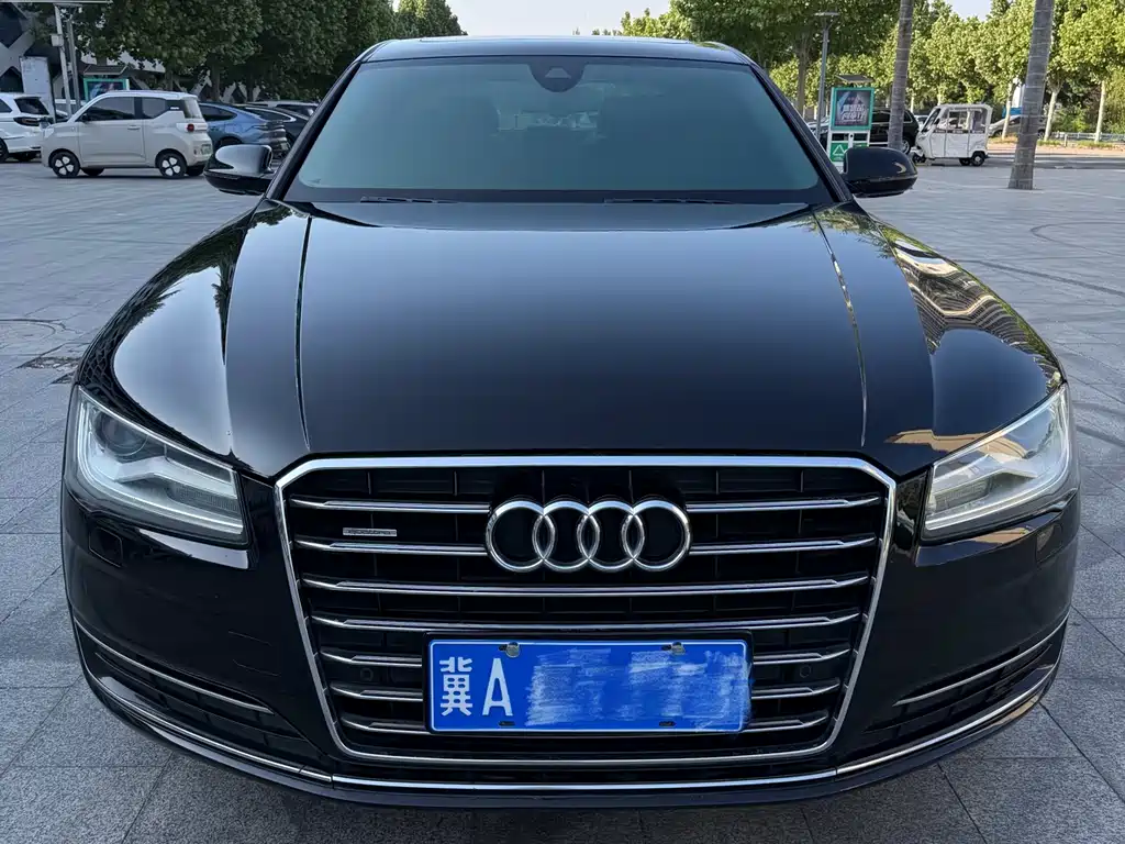 Audi A8 2014