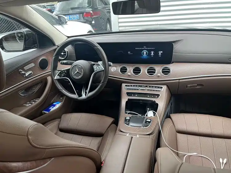 Mercedes-Benz E-Class 2021