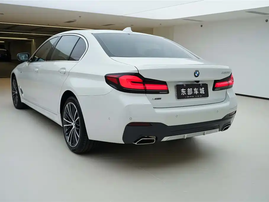 BMW 5 Series 2022 — фото 4
