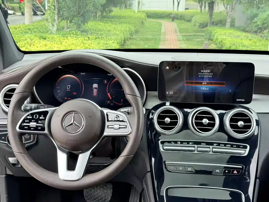 Mercedes-Benz GLC 2020 — фото 11